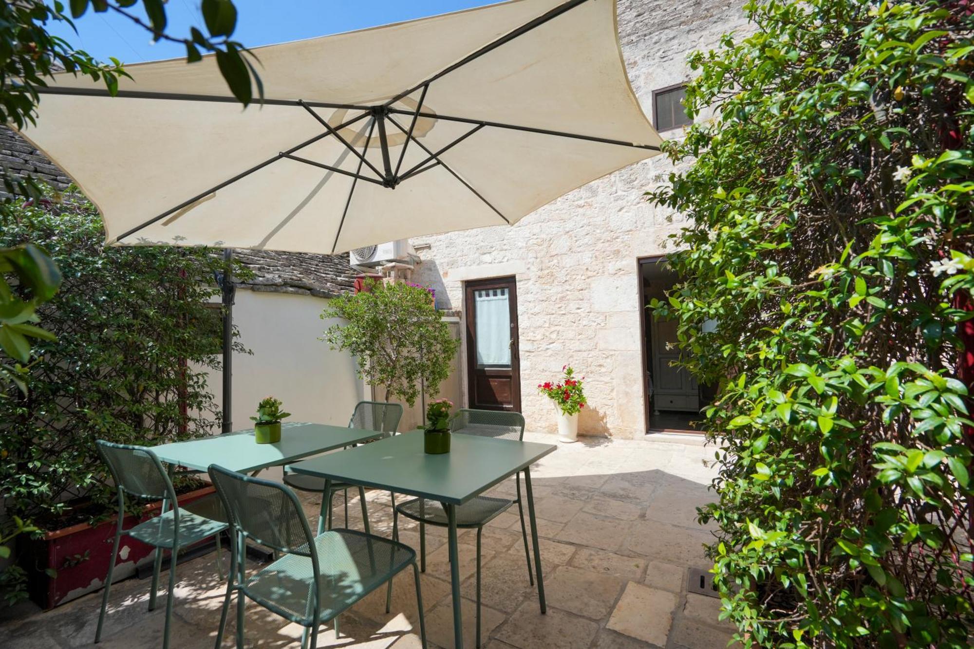Bed and Breakfast Trullimania Alberobello Esterno foto